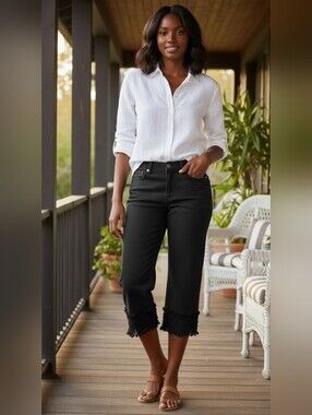 "Earl Jeans Black Capri Cropped Jeans Lace Hem Detail Petite 14P"